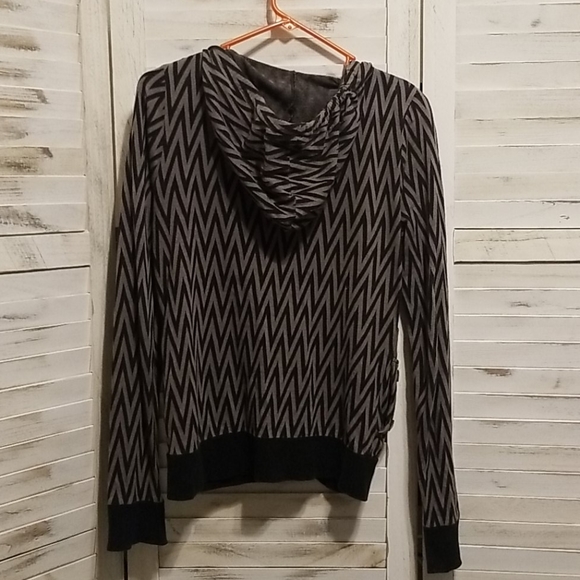 Black and grey FOX Ladies hoodie - Picture 4 of 4